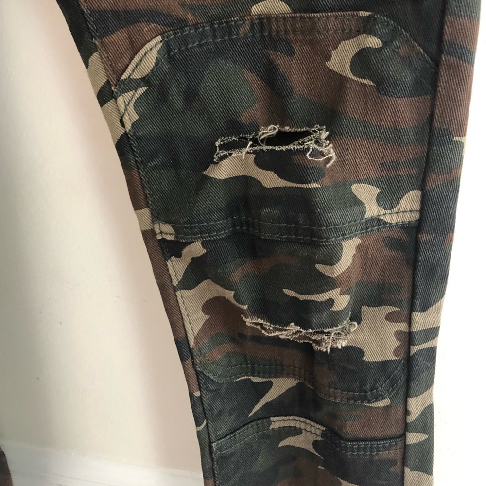 Copper Rivet camo jeans - Picture 3 of 6